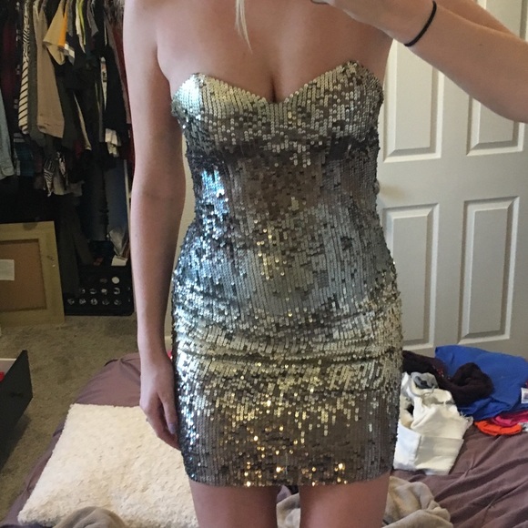 Strapless sequin cocktail dress - Picture 4 of 5
